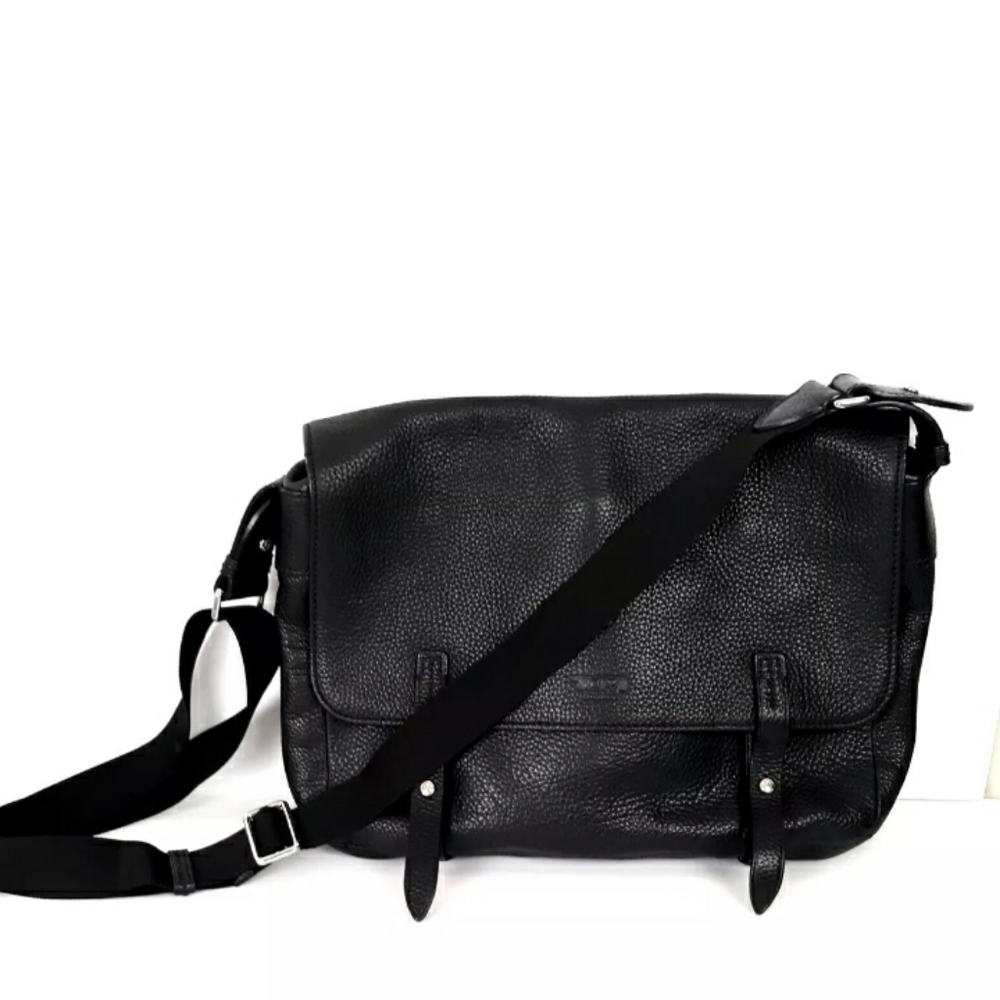 Tumi Black Leather Messanger Bag Business Flap Over Adjustable Shoulder Strap
